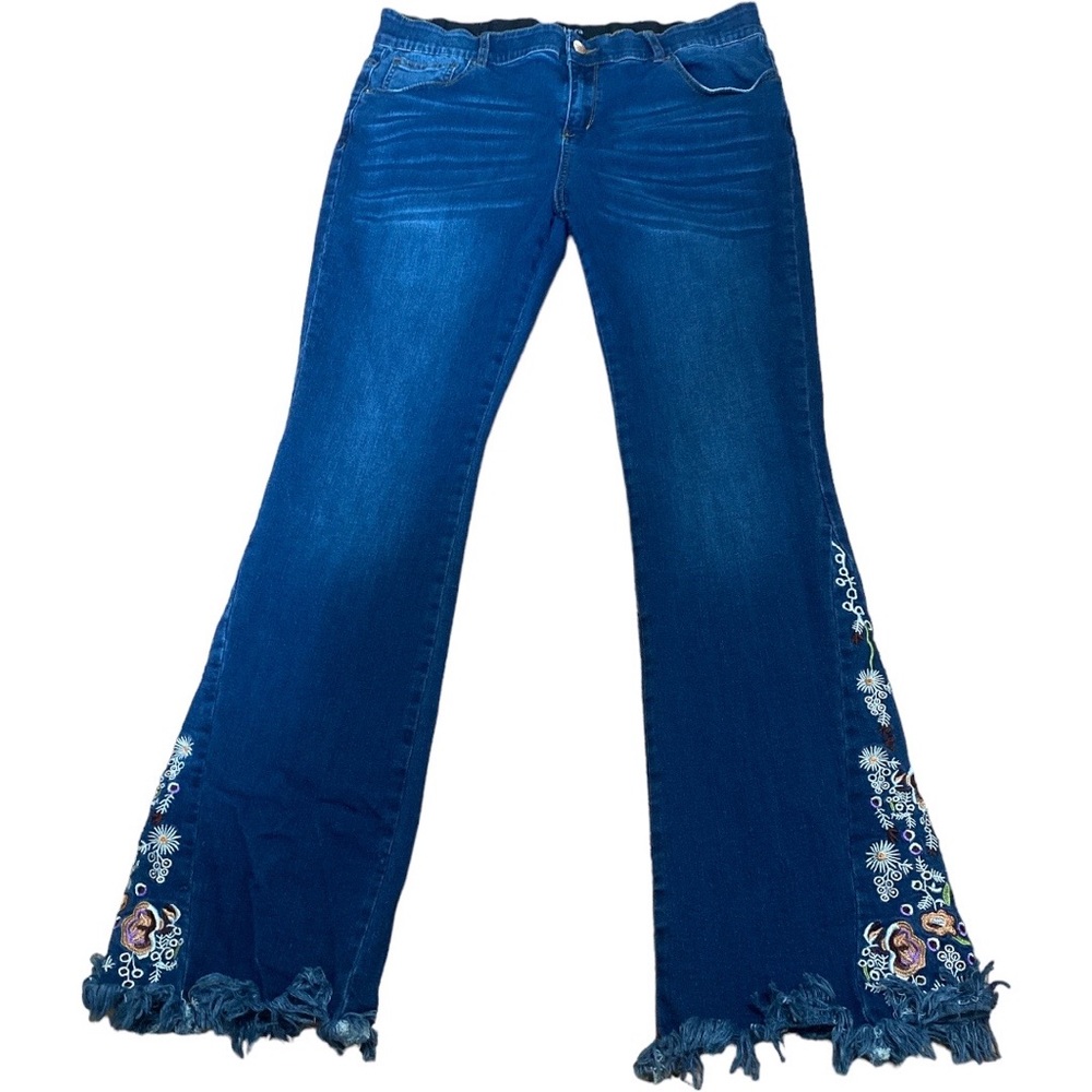 MET HERA JEANS FRAYED HEM EMBROIDERED SZ 18